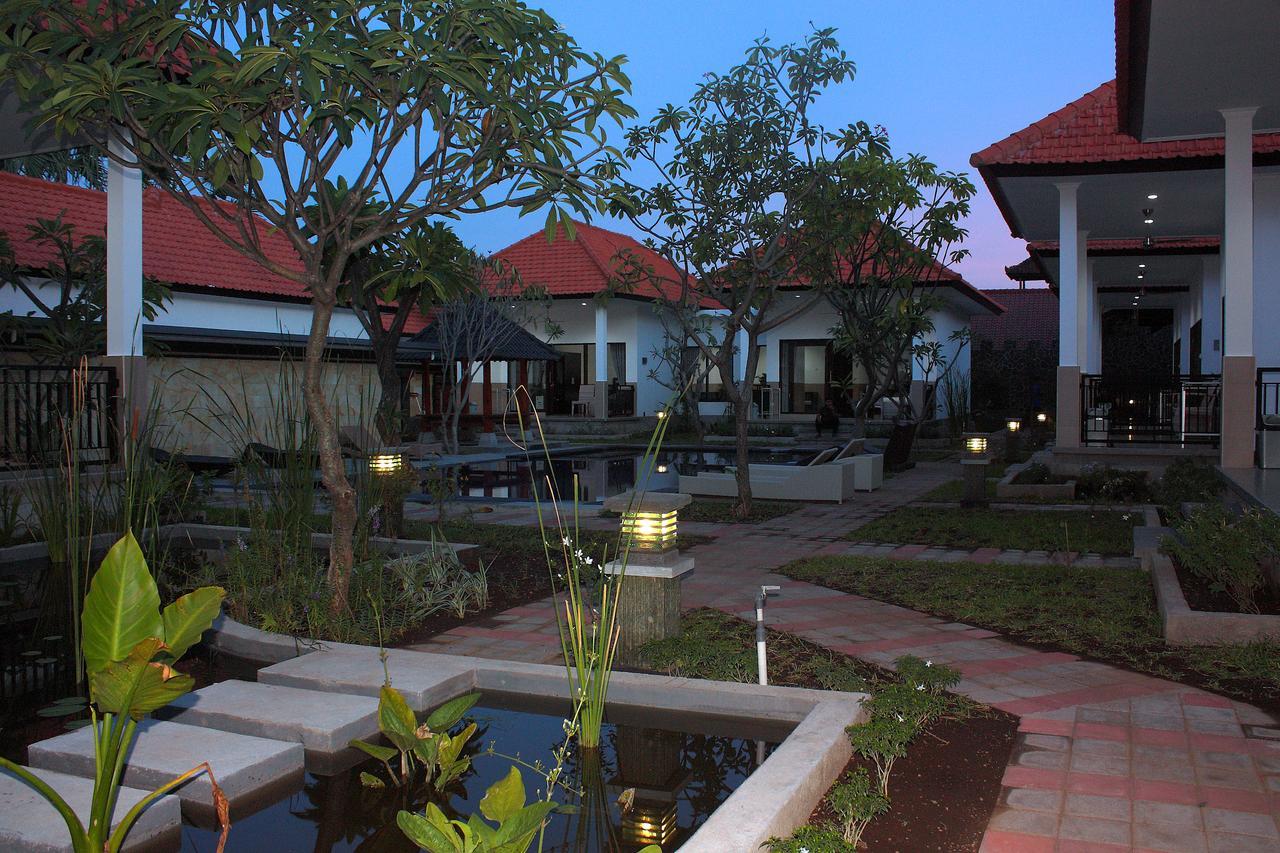 Tulamben Dive Resort Exterior photo